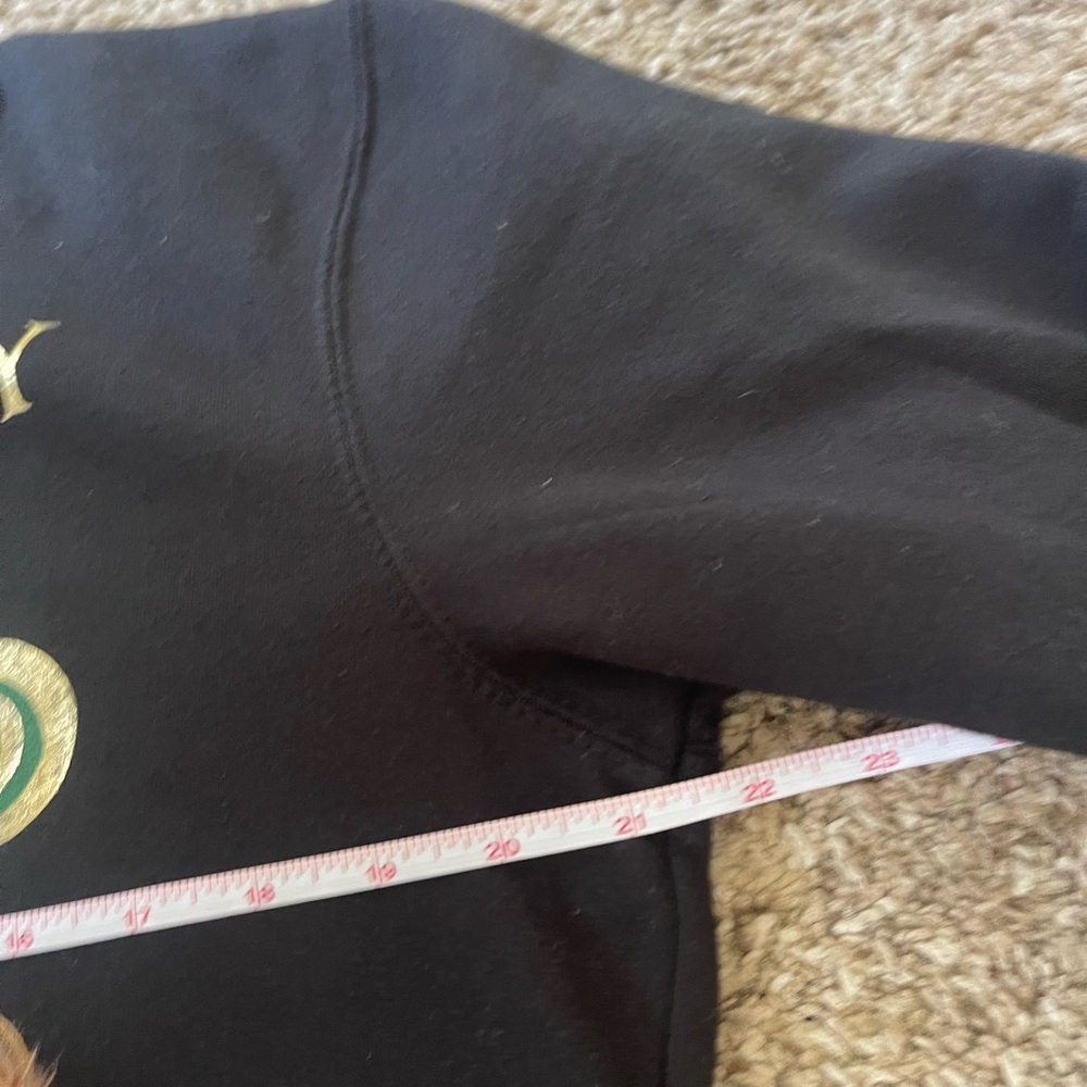 Universal Studios | *Rare* Emerald Black Sweater … - image 5